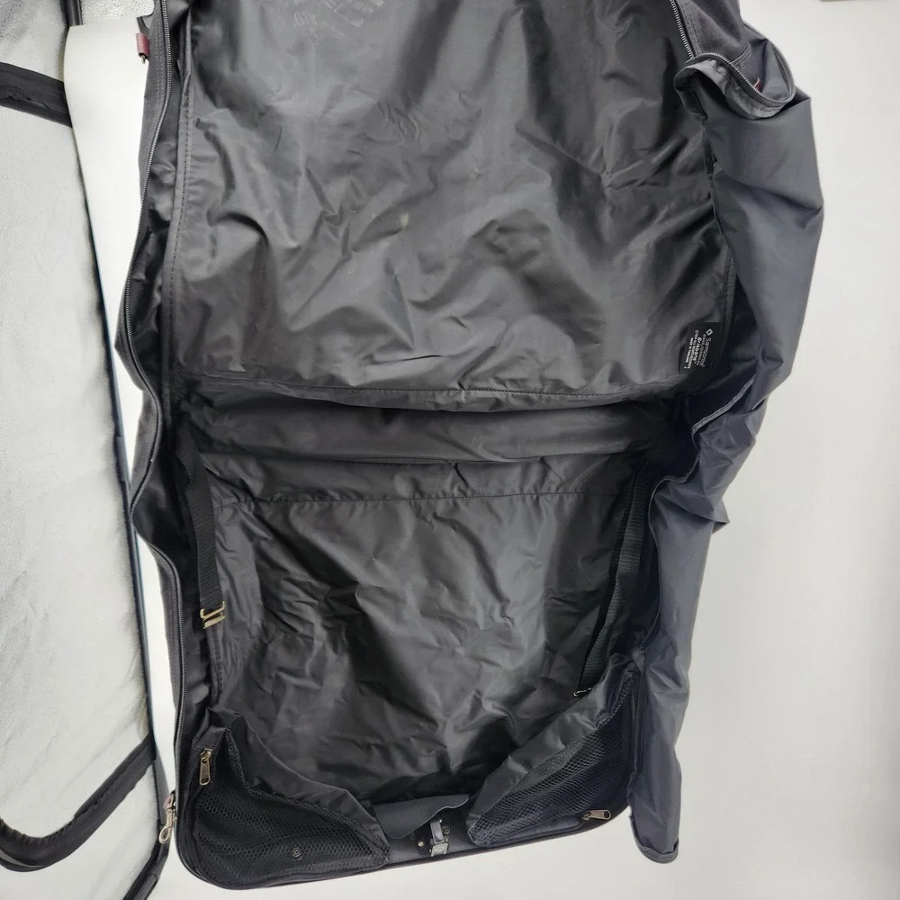 Vintage Samsonite Brisbane Garment Bag Black Travel Suit Bi-fold Bag 40 Inch
